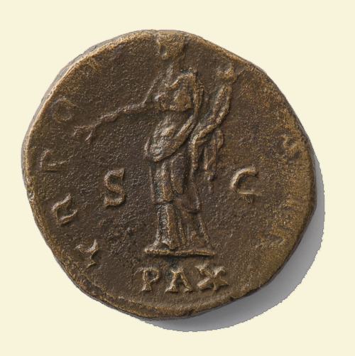 Antoninus Pius Dupondius, 139 n. Chr.Rückseite: Pax stehend nach vorn mit Ölzweig und Füllhorn, nach links zwischen Buchstaben S C., Messing, Dm 27 mm, 12,84 g, Landesmuseum Württemberg, Stuttgart, Münzkabinett