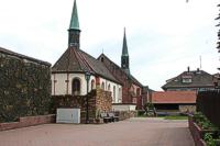 Die beiden Pfarrkichen der heutigen Stadt Sch&ouml;nau