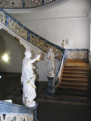 Kloster Sch&ouml;ntal, Treppenhaus in der Neuen Abtei