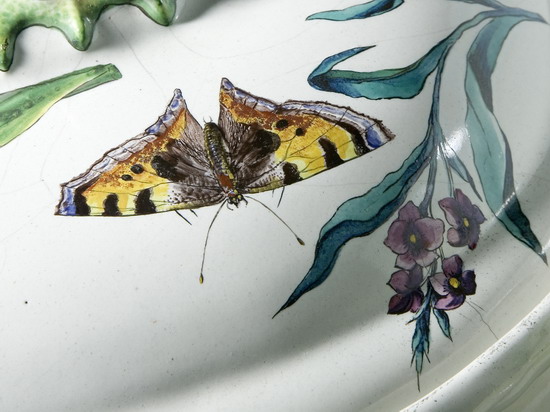 Schmetterling (Detail einer Terrine), Manufaktur H�chst, um 1750