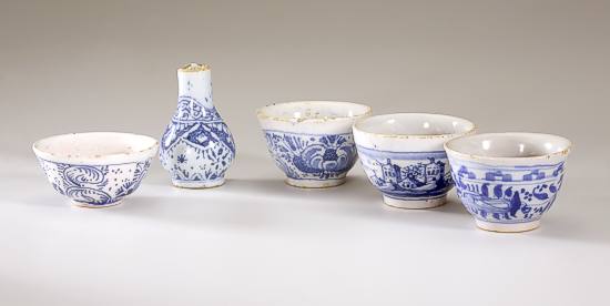 Museum Deutscher Fayencen auf Schloss H�chst�dt:  Puppengeschirr, Manufaktur Dorotheenthal, 1728