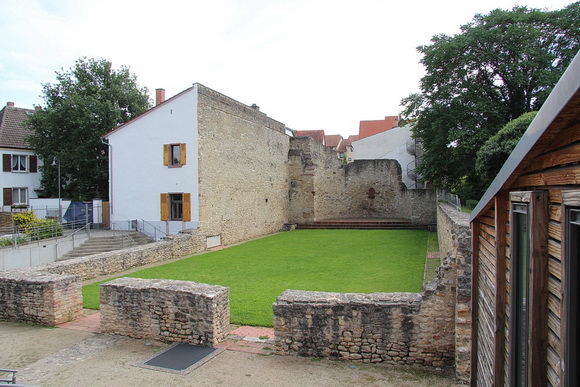 Saalbau der karolingischen Pfalz 