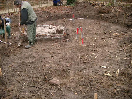 Schwetzingen, Treillagefundament im Schlossgarten