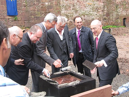 Grundsteinlegung f�r das Besicherzentrum im Schloss Heidelberg