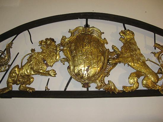 Ziergitter Carl Theodors in Schloss Neuburg