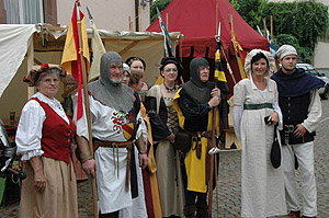Mittelalterliches Volk in Waldkirch. &copy; Waldkirch