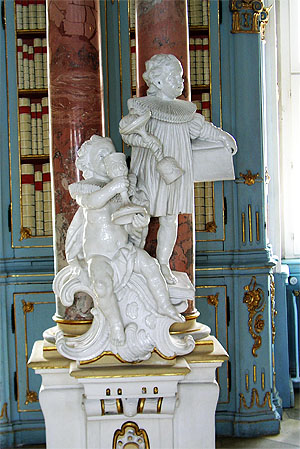 "Lutheraner" unter den zu bekämpfenden Ketzereien. Figur im Bibliothekssaal von Kloster Schussenried