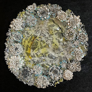 Kerstin Müllerperth: "Blütenkranz", 2022. Foto: Kerstin Müllerperth