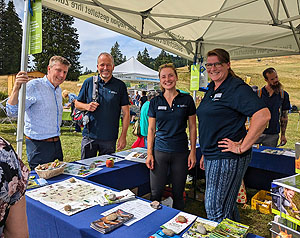 Eines der Saison-Highlights war der Naturpark-Markt mit Alphorntreffen auf dem Feldberg. © Naturpark Südschwarzwald e. V.