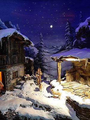 Krippe in Hochgebirgsumgebung. Foto: Reinhold Amann /SSG