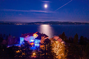 Insel Mainau, Schloss in Weihnachtsbeleuchtung