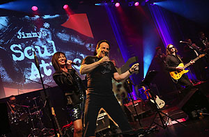 Höhepunkt des 6. Ortenauer Bürgerfests am 29. Juni ist um 20.30 Uhr „Jimmy‘s Soul Attack“ aus Offenburg. Die 14-köpfige Formation ist eine Blues- und Soul-Legende, die weit über die Ortenau hinaus bekannt ist und jährlich die Offenburger Reithalle füllt. Die Gäste erwartet ein grandioses Konzert mit den größten Soulhits der letzten Jahrzehnte. Foto: Privat