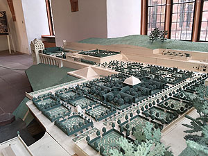 Schloss Heidelberg, Modell des de Caus'schen Entwurfs des Schlossgartens.