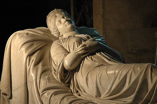 Christian Daniel Rauch, Grabmonument der Königin Luise von Preußen im Mausoleum des Charlottenburger Schlossgartens. 1811–1814